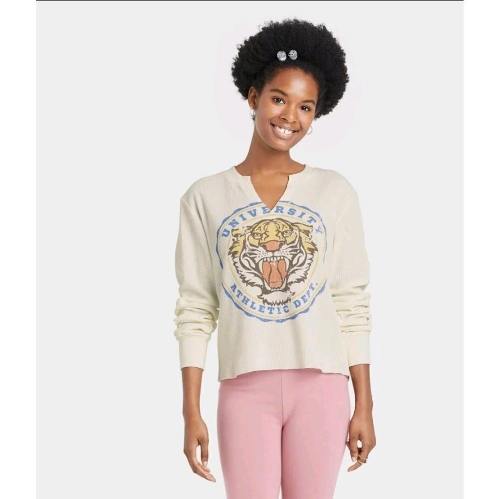 Zoe + Liv women's Long Sleeve Waffle UNIVERSITY ATHLETIC DEPARTMENT shirt - xs - Picture 5 of 7